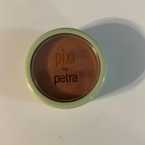 Pixi by Petra blush